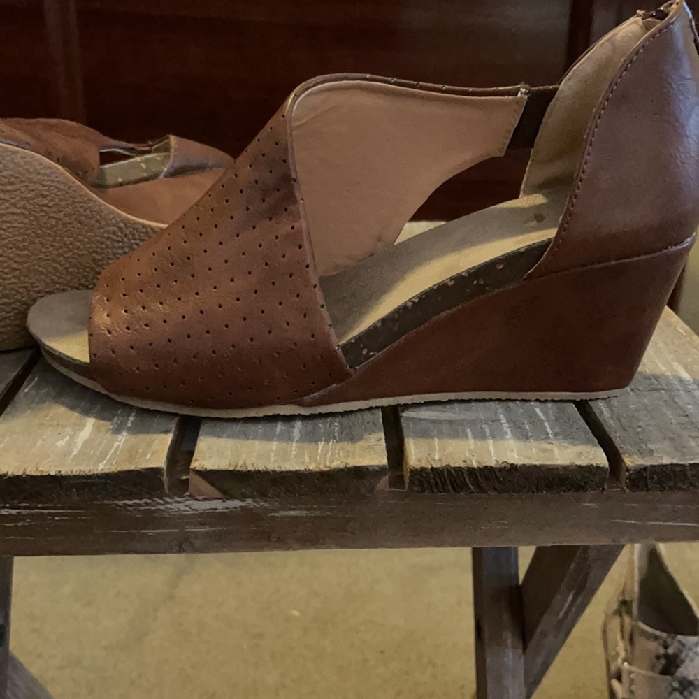 Wedges - Picture 4 of 4
